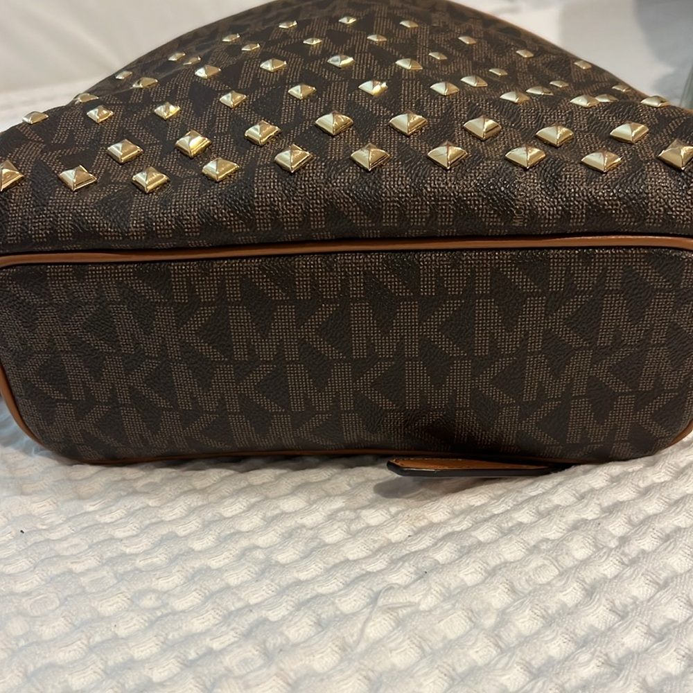 🛍️ Michael Kors Backpack - Picture 7 of 13